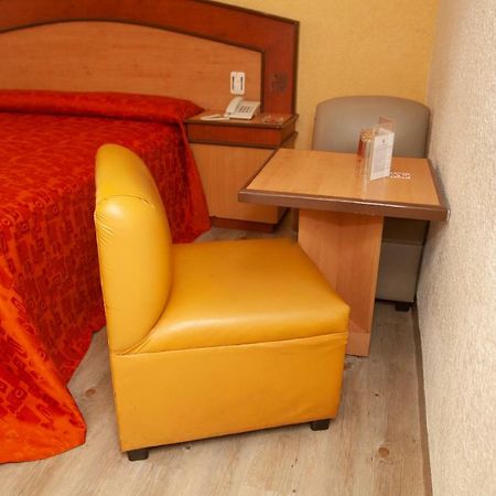 Hotel Tres Colonias - Solo Adultos Мексико Сити Екстериор снимка