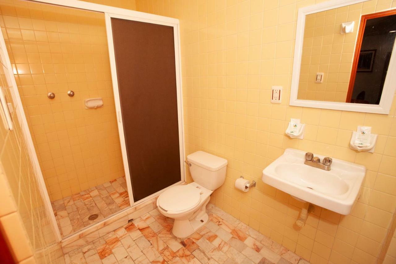 Hotel Tres Colonias - Solo Adultos Мексико Сити Екстериор снимка