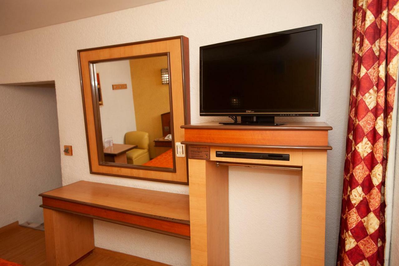 Hotel Tres Colonias - Solo Adultos Мексико Сити Екстериор снимка